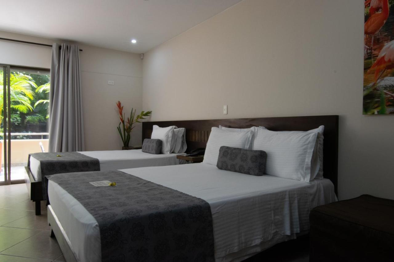 מדיין Hotel Poblado Boutique Express מראה חיצוני תמונה